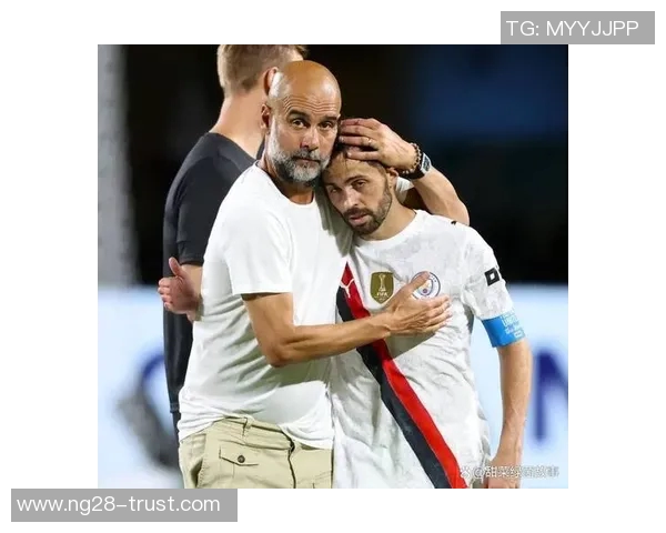 欧冠激战国米与曼联握手言和红牌事件引发全场热议与转会猜想