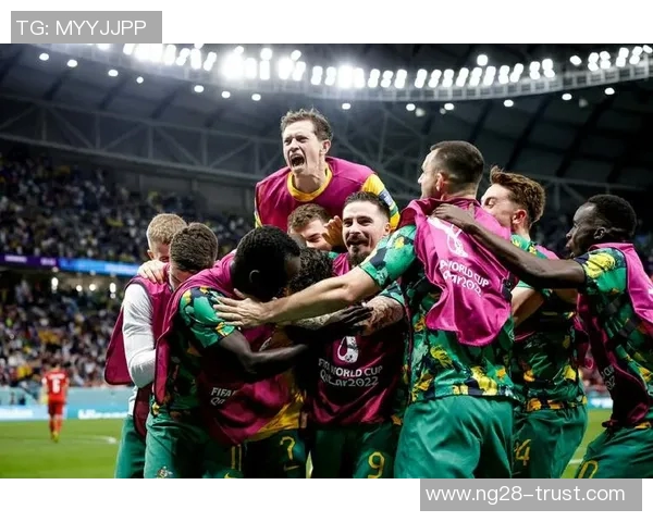 世界杯焦点战国米与尤文图斯1比1平绝杀瞬间引发全场狂欢战术分析揭秘